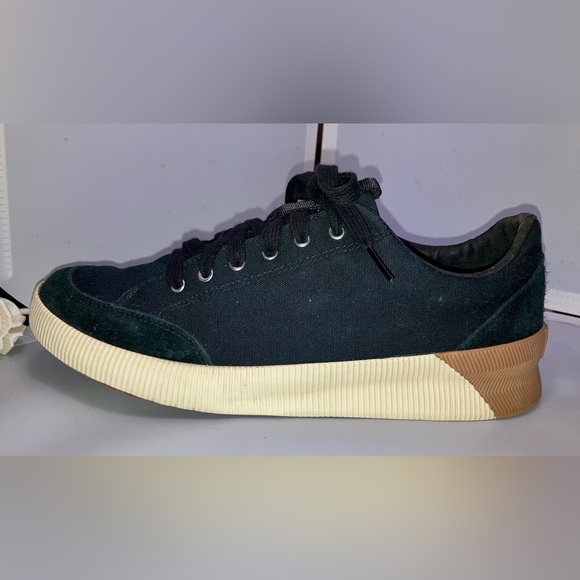 Black Sorel Out and About women’s size 10 - Picture 5 of 14